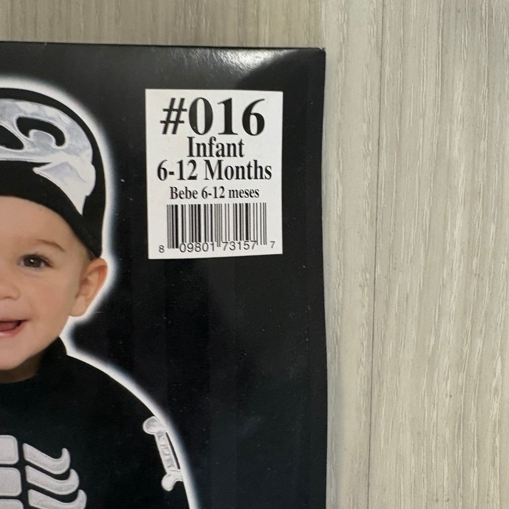 Bitty Bones Infant Halloween Costume 6-12 Months Skeleton Jumpsuit Hat Booties - Picture 3 of 9